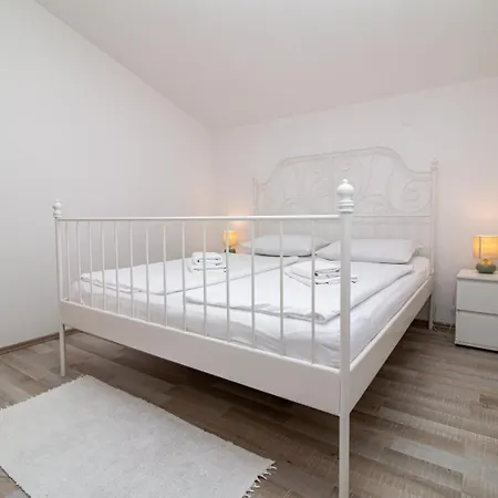 Apartman App Petra *