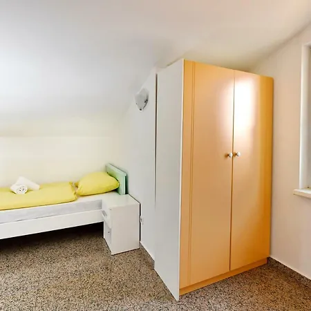 Apartman Del Mar Apartment Porec